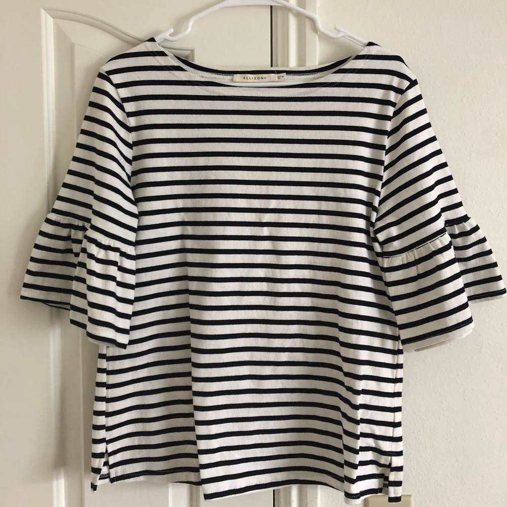 Elbow length, striped top!